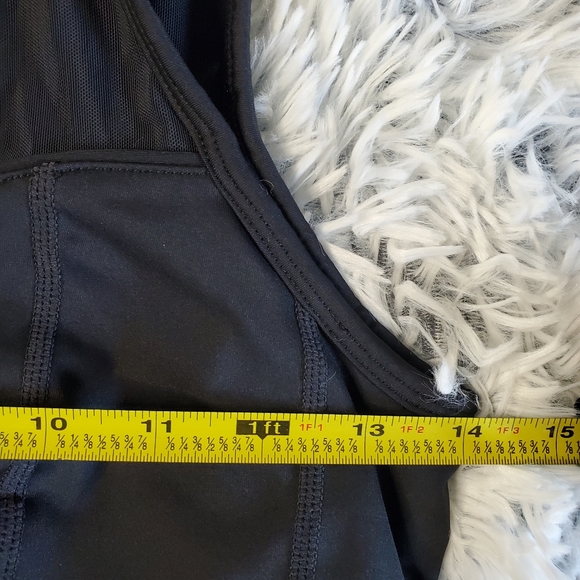 Fabletics Sports Bra Size Medium Black - Picture 6 of 6